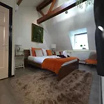 Bed & Breakfast The Rooftop Retreat - By The M House Arnhem