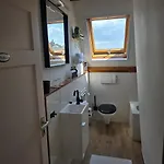 Bed & Breakfast The Rooftop Retreat - By The M House