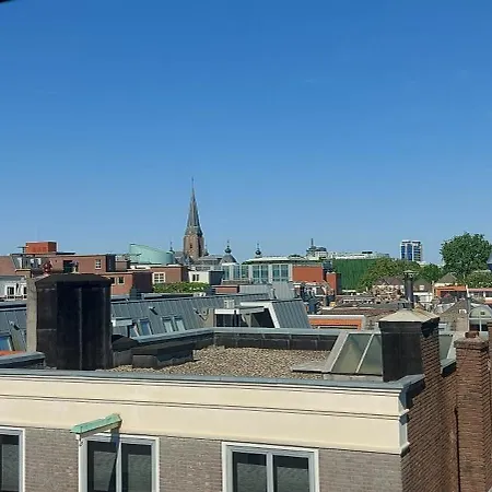 Bed & Breakfast The Rooftop Retreat - By The M House