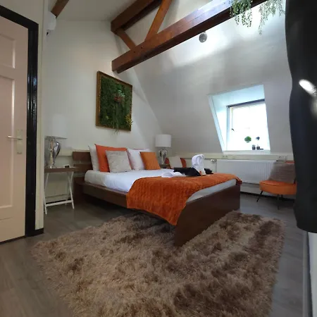 ベッド・アンド・ブレックファスト The Rooftop Retreat - By The M House アーネム